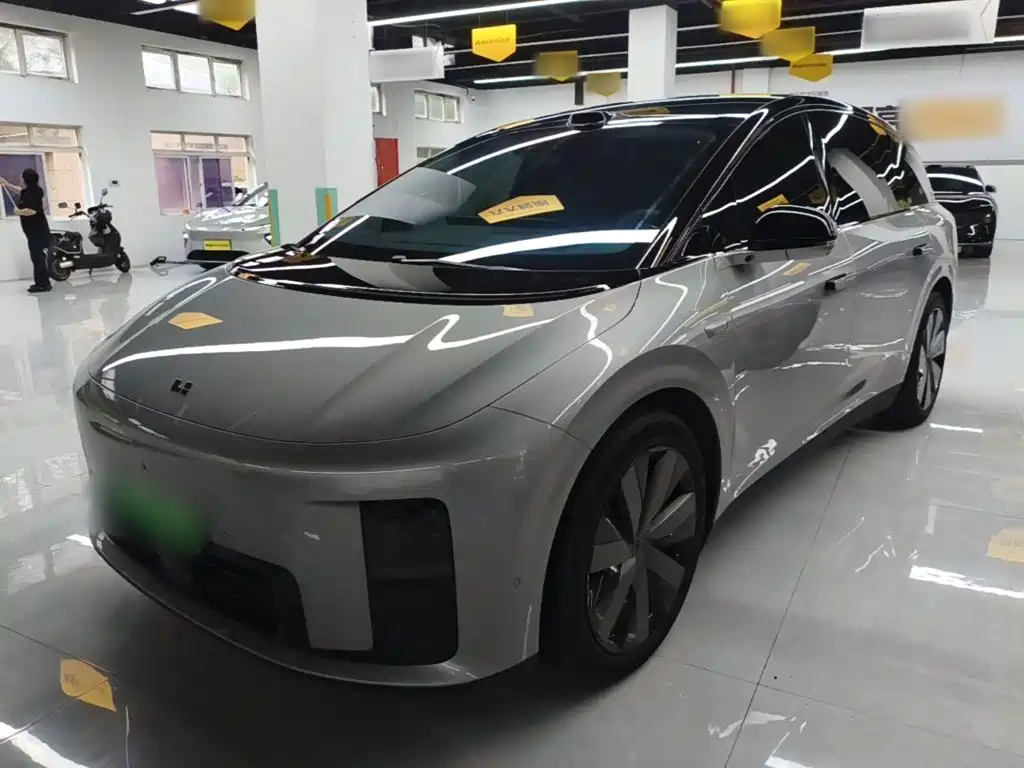 Li Auto Li i8 2025 Standard Edition
