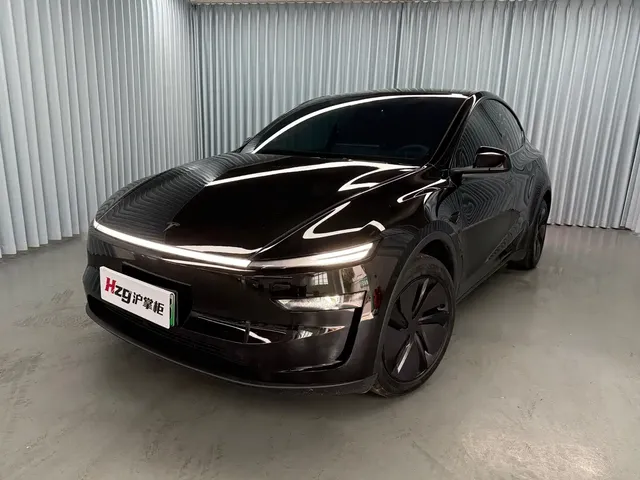 Tesla Model Y 2026 Rear-Wheel Drive