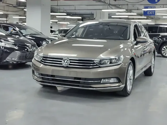 Volkswagen Magotan 2018 Facelift 330TSI DSG Luxury