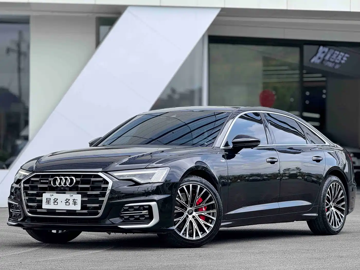 Audi A6L 2022 40 TFSI Luxury Dynamic