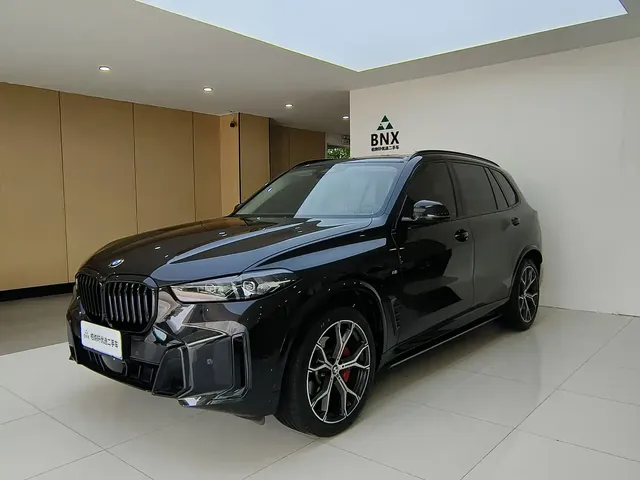 BMW X5 2023 xDrive 30Li Premium M Sport Black Night Package