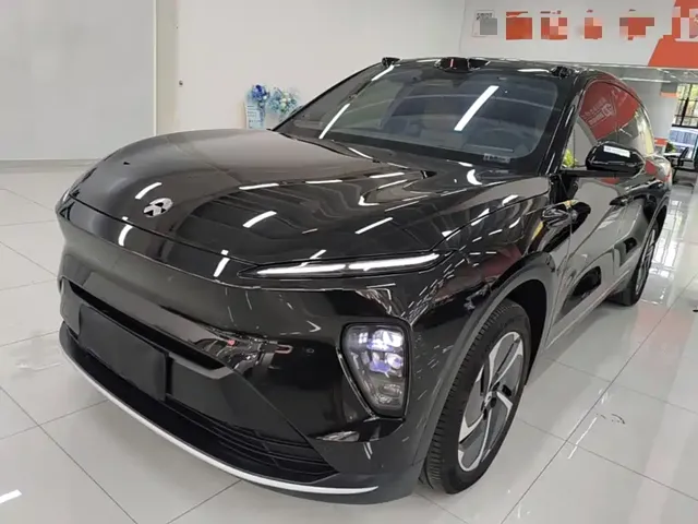 NIO ES8 2023 75kWh