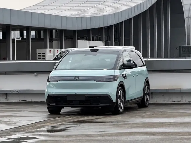 ZEEKR MIX 2025 Smart Driving Edition