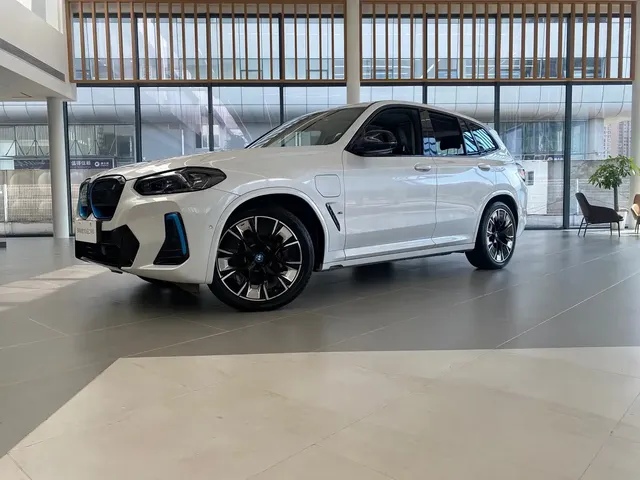 BMW iX3 2022 Innovation Leader