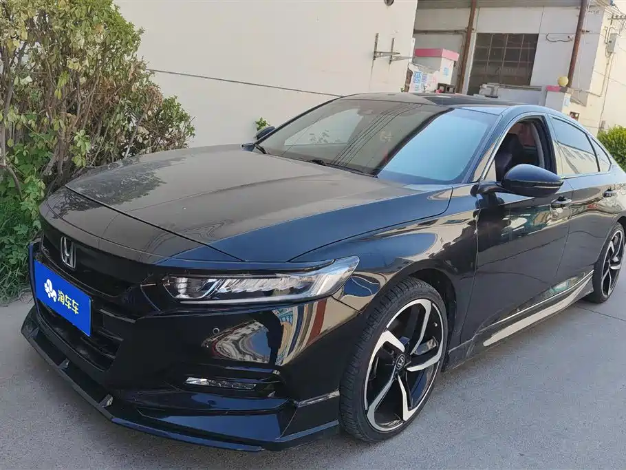 Honda Accord 2018 260TURBO Luxury Edition China V