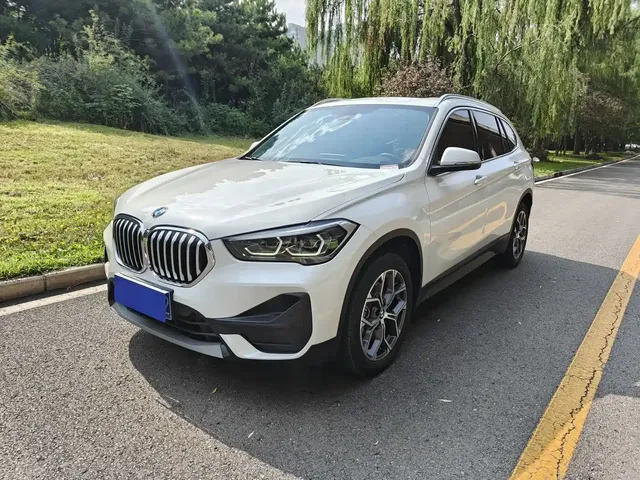 BMW X1 2021 sDrive25Li Leading