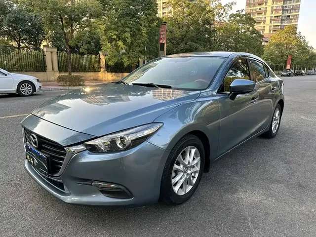 Mazda 3 Axela 2019 Cloud Control Sedan 1.5L Auto Comfort (China V)
