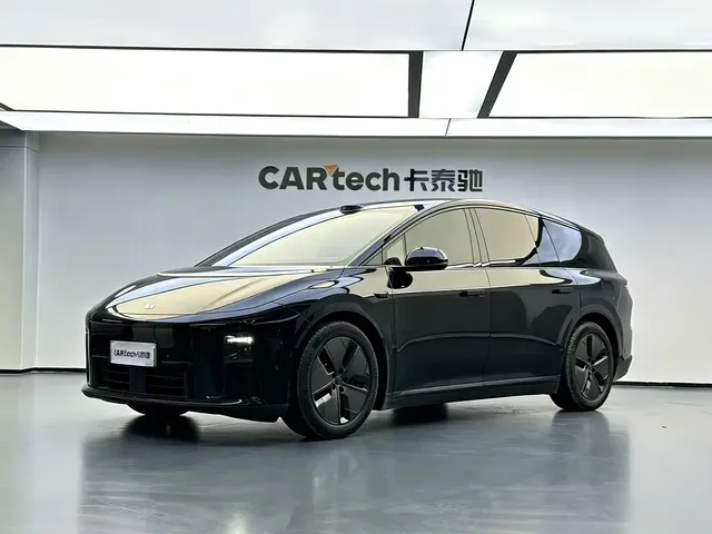 Li Auto Li i8 2025 Standard Edition