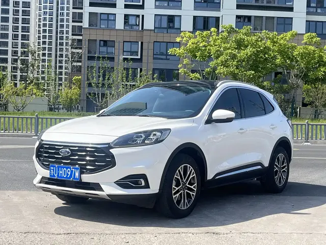 Ford Escape 2020 EcoBoost 245 2WD Premium Edition