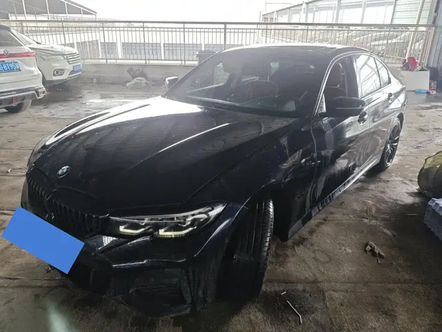 BMW 3 Series 2022 325i M Sport Shadow Edition