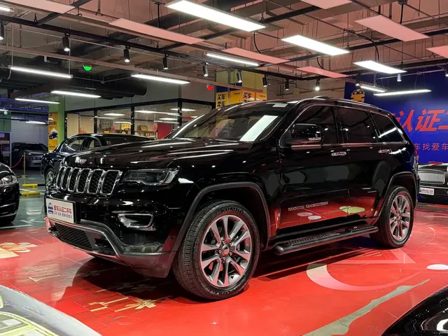 Jeep Grand Cherokee (Import) 2019 3.6L Elite Navigation