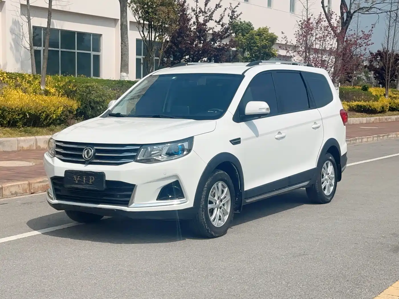 Dongfeng Fengxing SX6 2021 1.6L Manual Global Commemorative