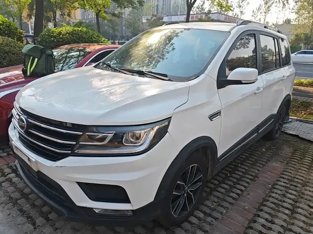 SWM Motor SWM X3 2020 1.5L Manual Value 7-seater