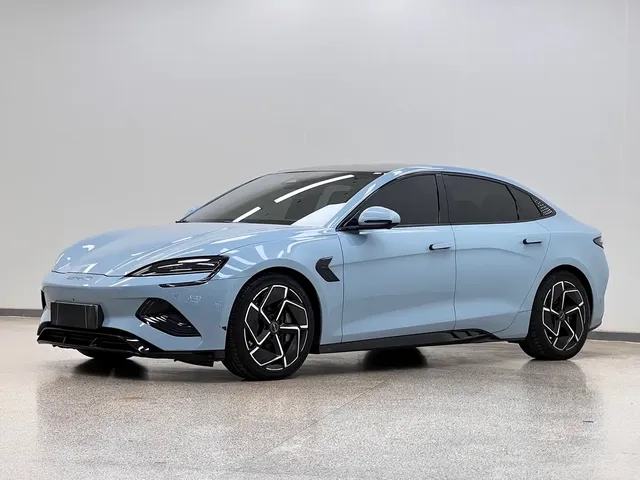 BYD Seal 2022 700km Long Range RWD Edition