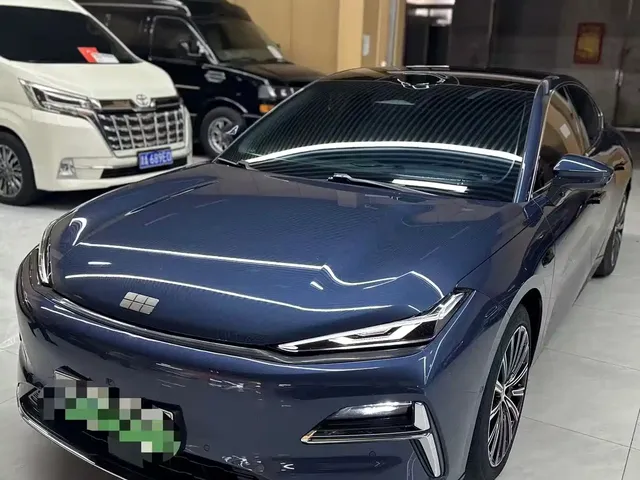 Geely Galaxy Xingyao 8 2025 130km EM-P Starship Edition