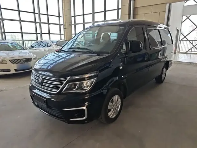 Dongfeng Fengxing Lingzhi 2022 M5L 2.0L Utility 7-seater