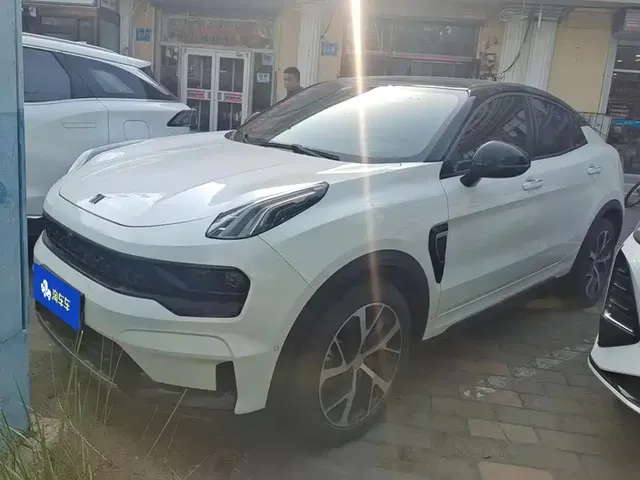 Lynk & Co 05 2020 2.0TD 4WD Halo Edition