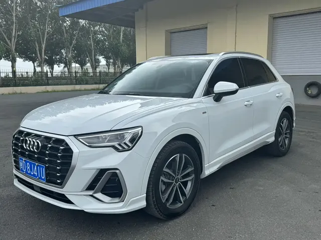 Audi Q3 2023 35 TFSI Progressive Dynamic (1.4T)