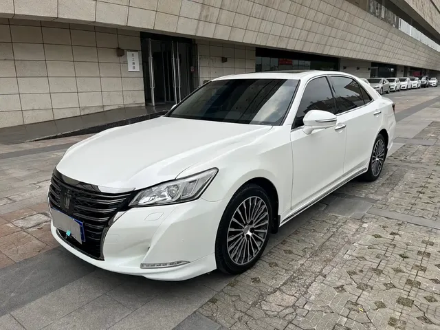 Toyota Crown 2018 2.0T Sport Edition