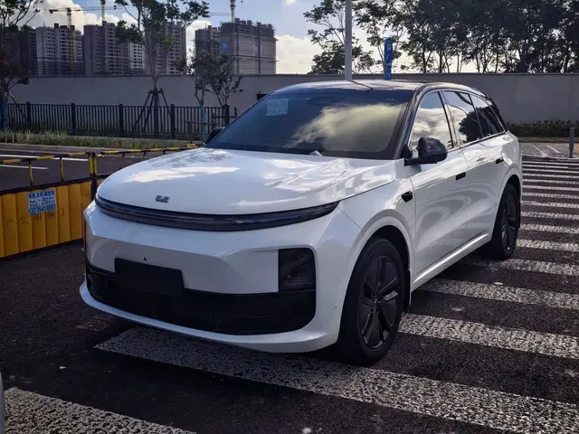 Li Auto L6 2024 Pro