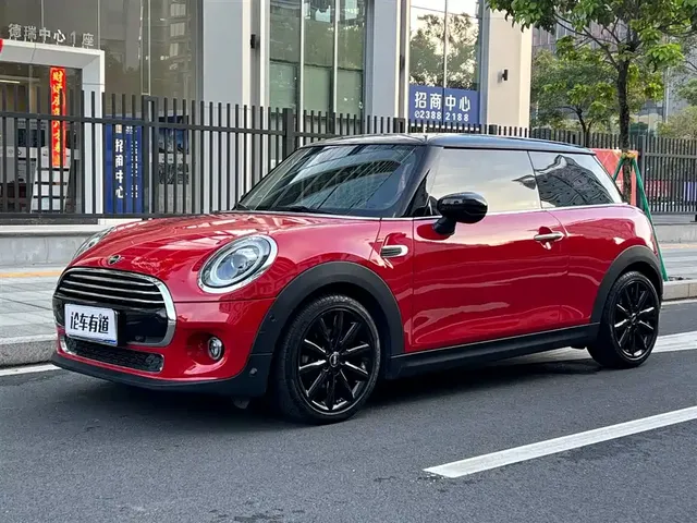 MINI MINI 2019 1.5T COOPER Artist