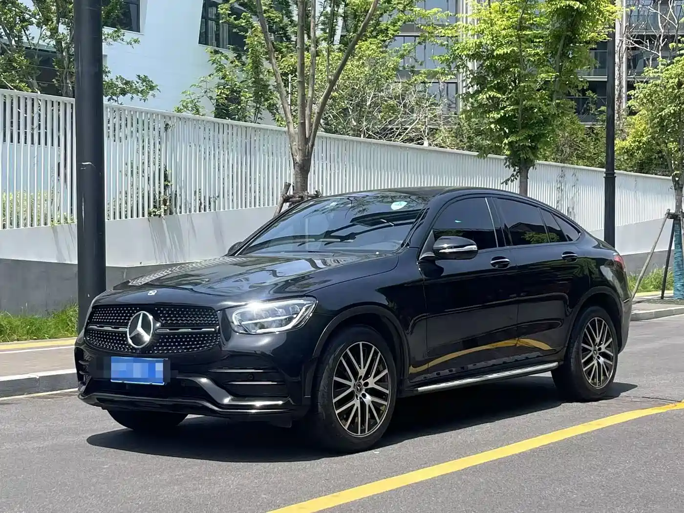 Mercedes-Benz GLC Coupe 2020 GLC 300 4MATIC Coupe SUV