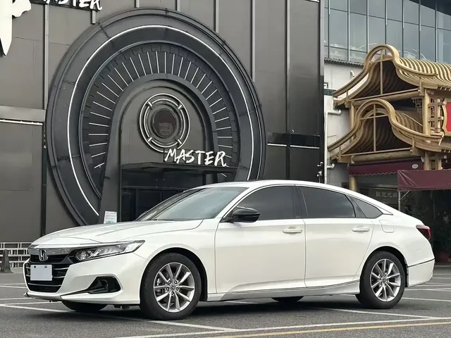Honda Accord 2022 260TURBO Phantom Night Premium