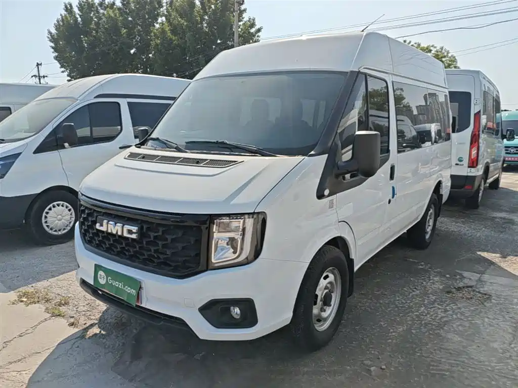 Jiangling JMC Fushun 2025 Model 2.0T 8AT Diesel Short Wheelbase Medium-High Roof Commercial MPV 5/6 Seats