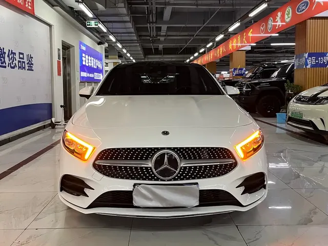 Mercedes-Benz A-Class 2022 Facelift A 200 L Sport Sedan Dynamic