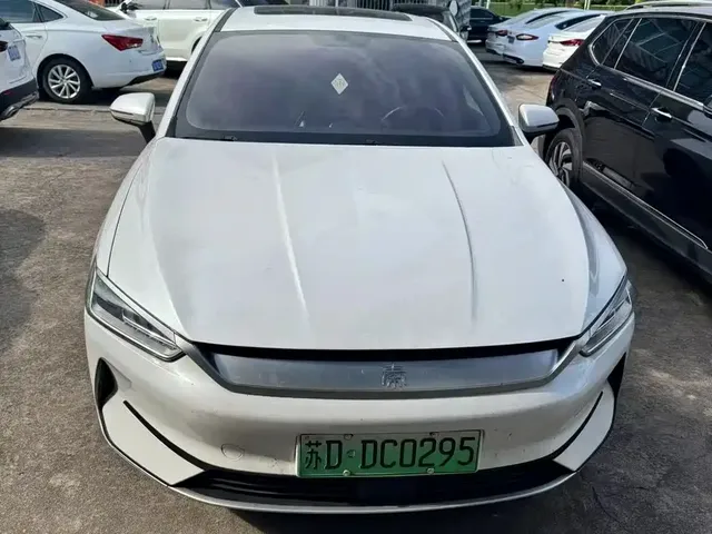 BYD Qin PLUS 2021 EV 500KM Luxury Model