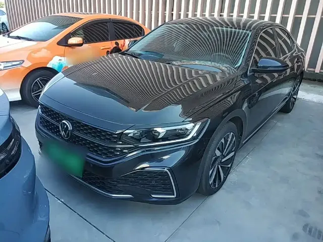 Volkswagen Passat 2022 330TSI Starlight Elite Edition