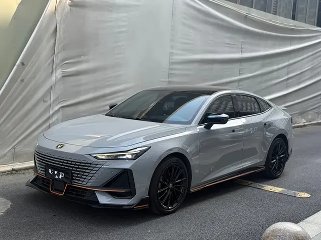 Changan UNI-V 2022 1.5T Sport Edition