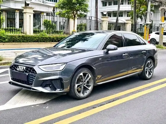Audi A4L 2022 40 TFSI Fashion Dynamic
