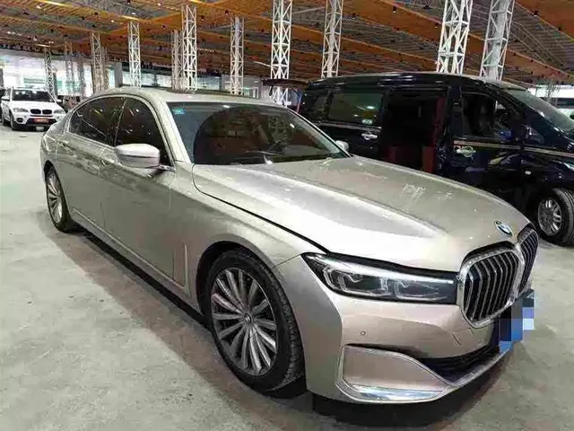 BMW 7 Series 2019 730Li Luxury Package