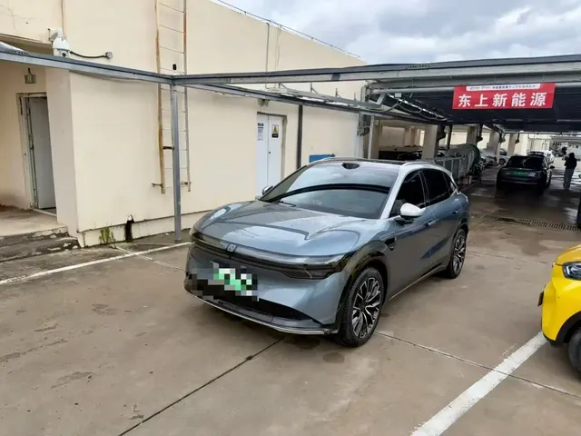 ZEEKR 7X 2025 100kWh Long Range RWD Smart Driving Edition