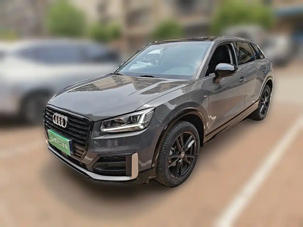 Audi Q2L 2021 Model 35 TFSI Fashion Dynamic
