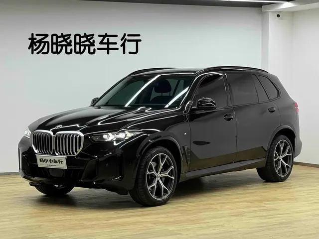 BMW X5 2023 xDrive 30Li Premium M Sport Package