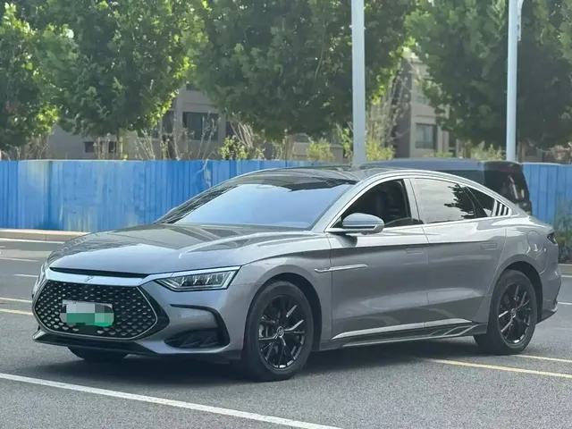 BYD Han 2024 DM-i Glory Edition 121KM Premium