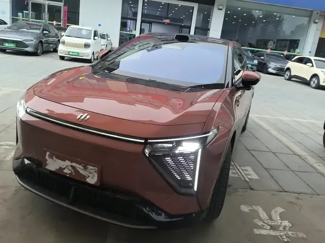 HiPhi Y 2023 560km Pioneer Edition