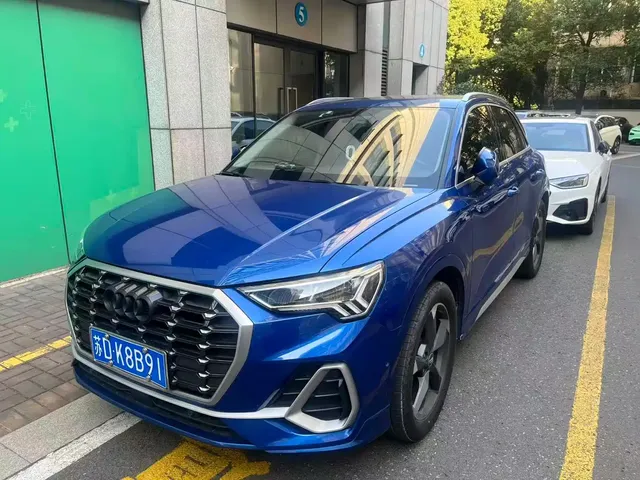 Audi Q3 2021 35 TFSI Fashion Sport