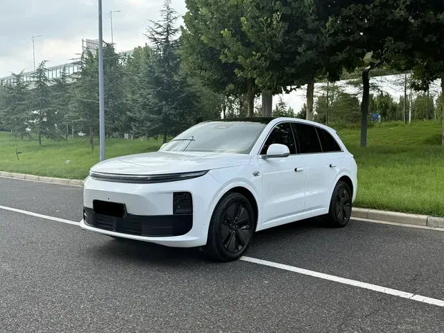 Li Auto L6 2024 Pro