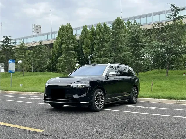 AITO Wenjie AITO M9 2024 Extended Range Ultra 42kWh 6-Seater