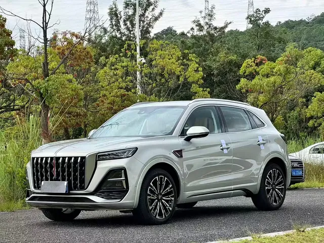 Hongqi HS5 2023 2.0T 4WD Flag Leader Pro