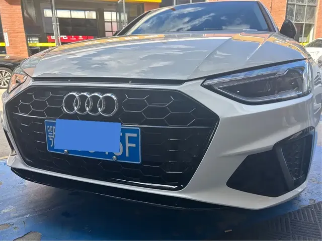 Audi A4L 2022 40 TFSI Luxury Dynamic