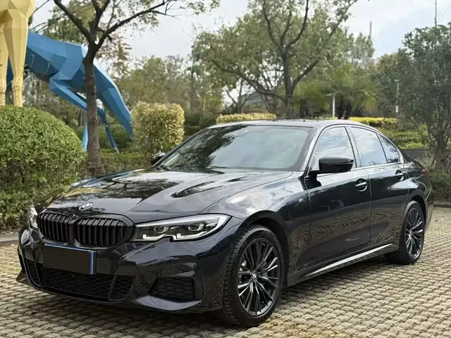 BMW 3 Series 2020 330i M Sport Blackout Package