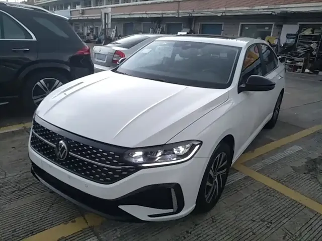 Volkswagen Lavida 2024 Model 300TSI DSG Starlight Leading Edition