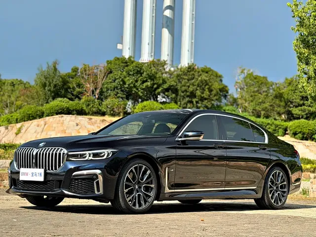 BMW 7 Series 2019 Facelift 740Li Leading M Sport Package