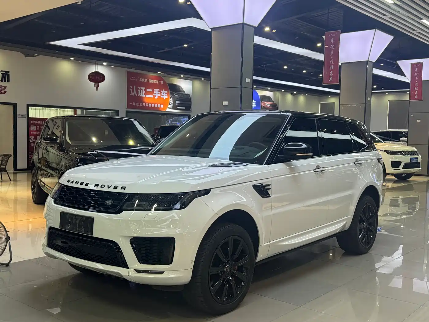 Land Rover Range Rover Sport 2020 3.0 L6 HST