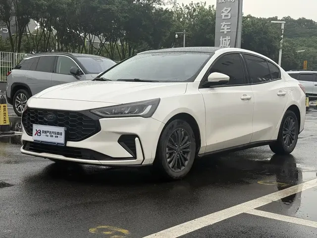 Ford Focus 2022 Sedan EcoBoost 180 Auto Speed Edition