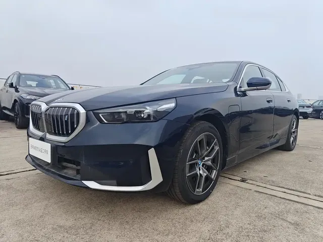 BMW i5 2024 eDrive 35L Premium Luxury Package